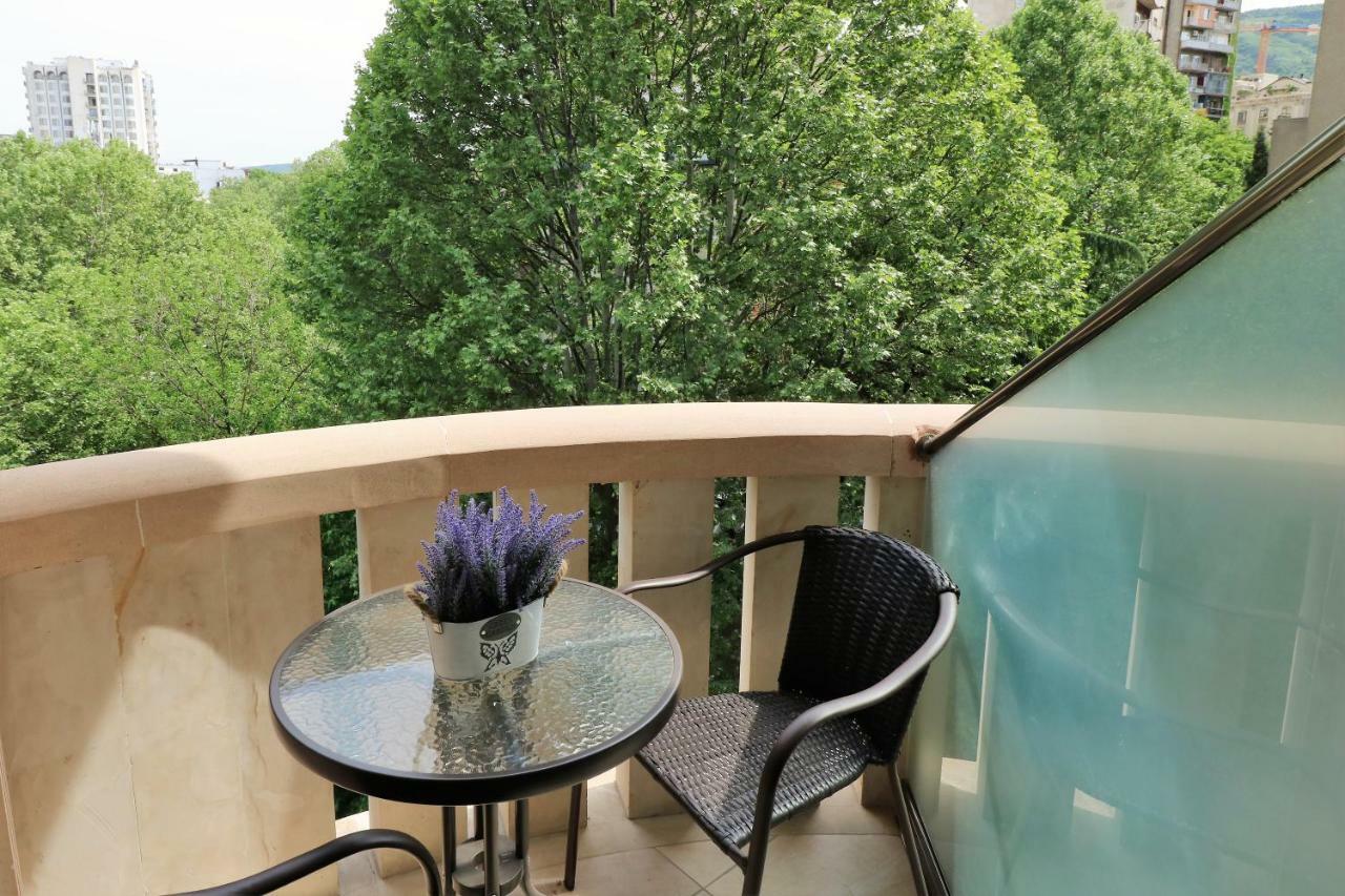 Luxury Aparthotel 5Rooms In Tbilisi Center מראה חיצוני תמונה