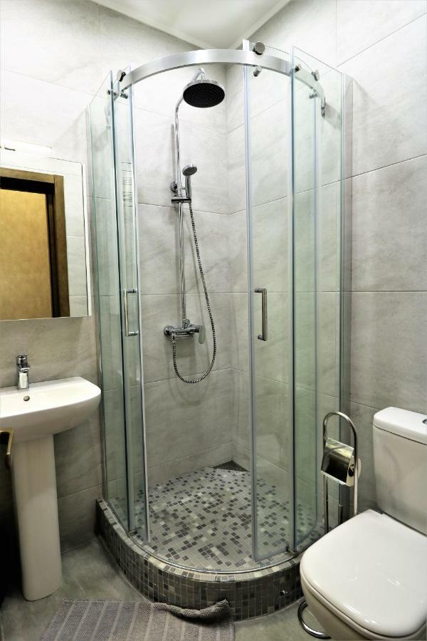 Luxury Aparthotel 5Rooms In Tbilisi Center מראה חיצוני תמונה