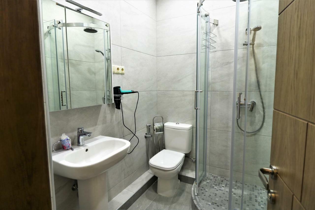 Luxury Aparthotel 5Rooms In Tbilisi Center מראה חיצוני תמונה